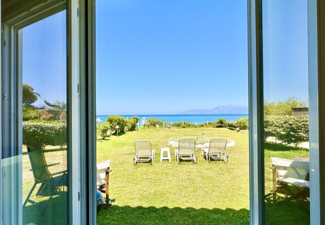 Villa in Acharavi - Beachfront Villa Stato Da Mar Romantic Villa in Acharavi - Beachfront Villa Stato Da Mar Romantic
