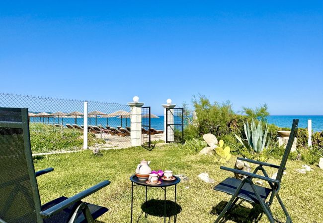 Villa in Acharavi - Beachfront Villa Stato Da Mar Romantic Villa in Acharavi - Beachfront Villa Stato Da Mar Romantic