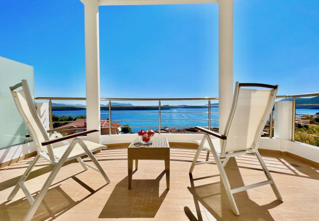 Villa in Perigiali - Luxury Villa San George with private pool Villa in Perigiali - Luxury Villa San George with private pool