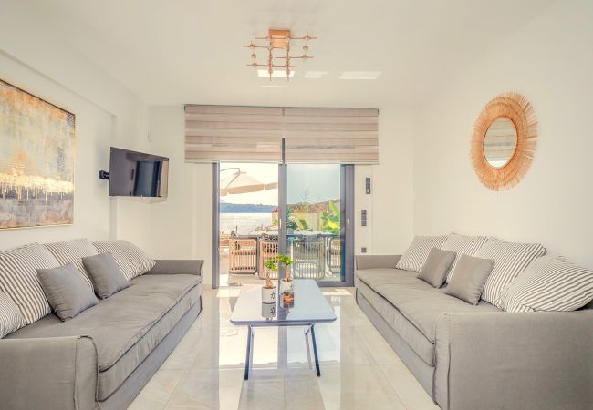Villa in Perigiali - Luxury Villa Agios Dimitrios with private pool Villa in Perigiali - Luxury Villa Agios Dimitrios with private pool