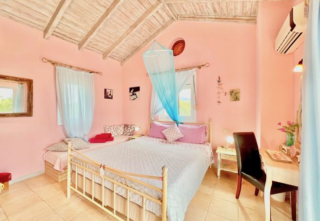Villa in Lefkada - Beach Villa Iolis with private pool Villa in Lefkada - Beach Villa Iolis with private pool