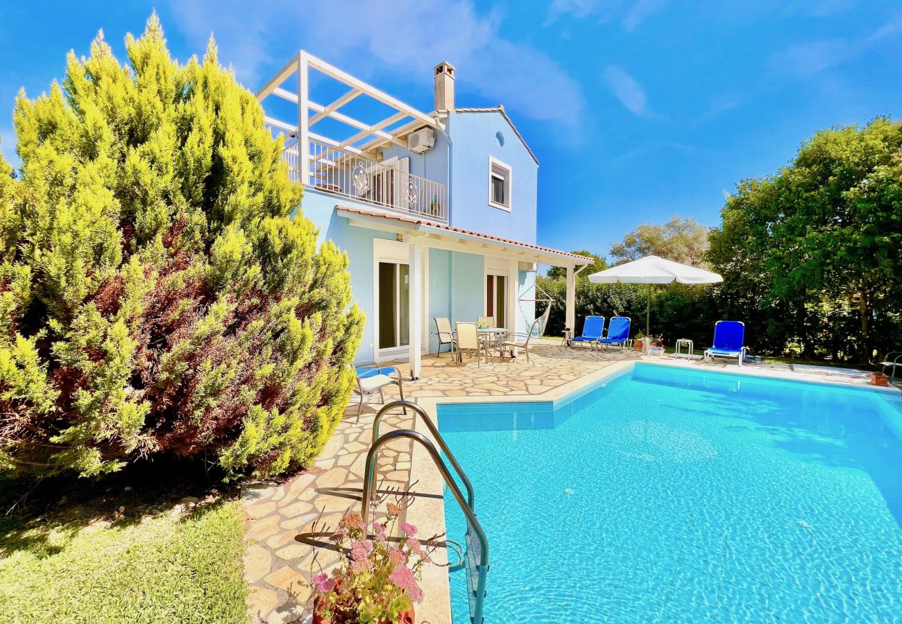 Villa in Lefkada - Beach Villa Iolis with private pool