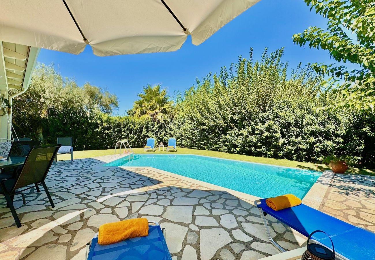 Villa in Lefkada - Beach Villa Fotini with private pool