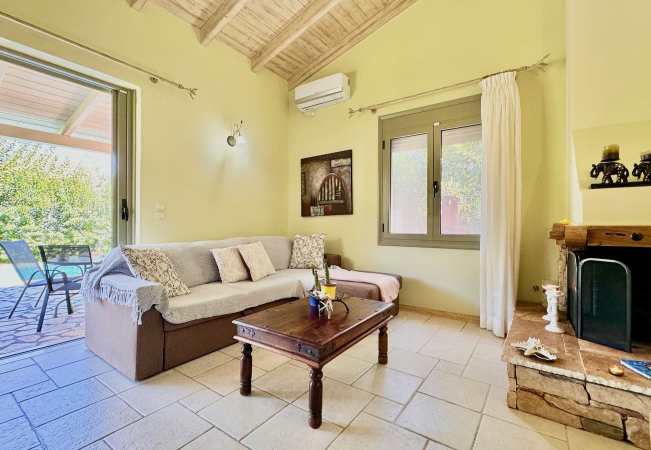 Villa in Lefkada - Beach Villa Fotini with private pool