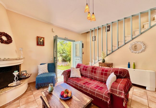 Villa in Lefkada - Beach Villa Simeoni with private pool Villa in Lefkada - Beach Villa Simeoni with private pool