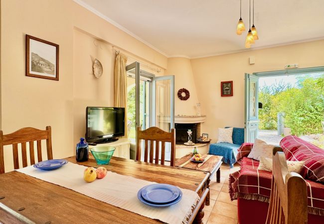 Villa in Lefkada - Beach Villa Simeoni with private pool Villa in Lefkada - Beach Villa Simeoni with private pool