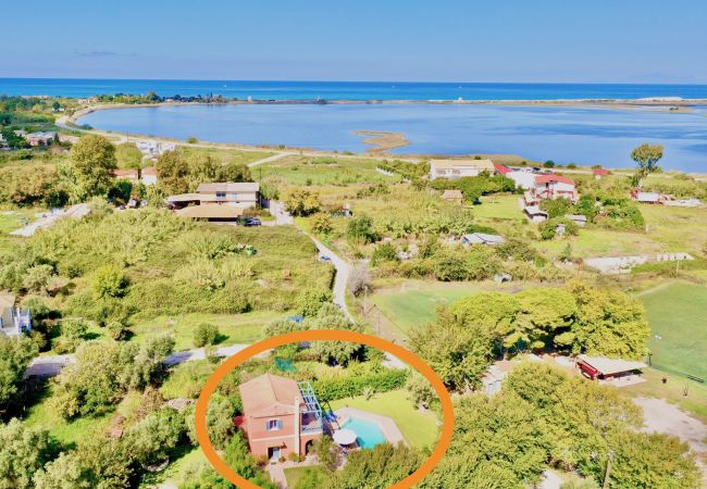Villa in Lefkada - Beach Villa Simeoni with private pool Villa in Lefkada - Beach Villa Simeoni with private pool
