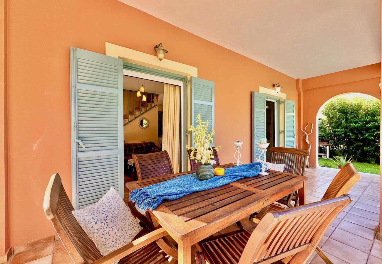 Villa in Lefkada - Beach Villa Simeoni with private pool