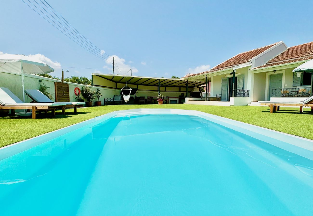 Villa in Sidari - Villa Doramarie Sidari with private pool