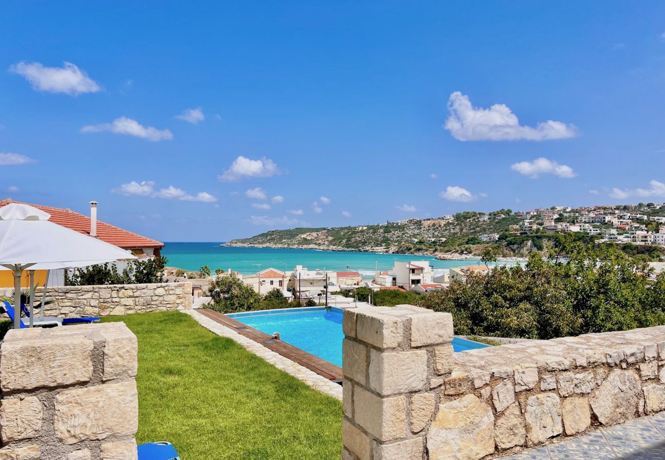 Villa in Almyrida - Beach Villa Evgenia with private pool