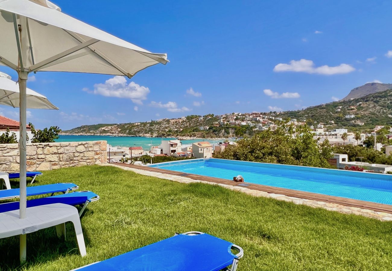 Villa in Almyrida - Beach Villa Evgenia with private pool