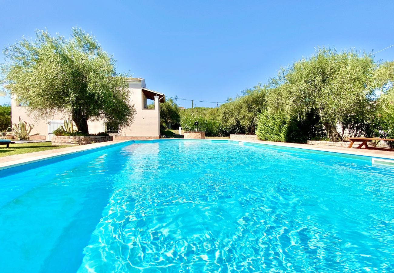 Villa in Agnos beach - Kostas Beach Estate with private pool