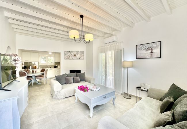 Villa in Acharavi - Boutique Villa Elea with private pool Villa in Acharavi - Boutique Villa Elea with private pool