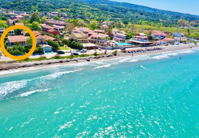 Apartment in Acharavi - Beachfront Suite GardenMare 2 Apartment in Acharavi - Beachfront Suite GardenMare 2