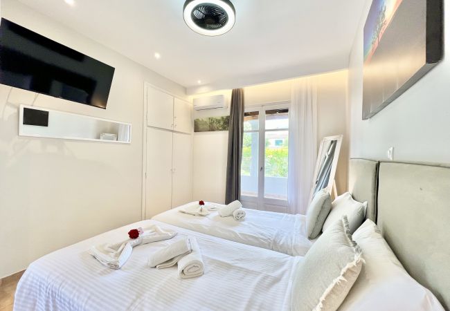 Apartment in Acharavi - Beachfront Suite GardenMare 2 Apartment in Acharavi - Beachfront Suite GardenMare 2