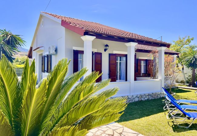 Apartment in Acharavi - Beachfront Suite GardenMare 2 Apartment in Acharavi - Beachfront Suite GardenMare 2