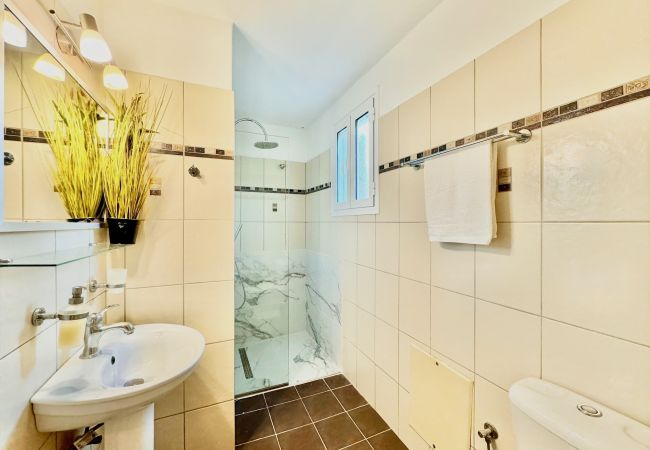 Apartment in Acharavi - Beachfront Suite GardenMare 1 Apartment in Acharavi - Beachfront Suite GardenMare 1