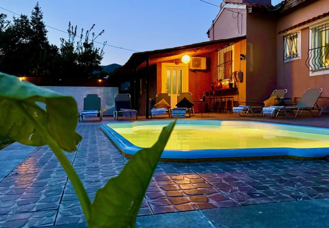 Villa in Dassia - Beach Villa Night Flower with private pool Villa in Dassia - Beach Villa Night Flower with private pool