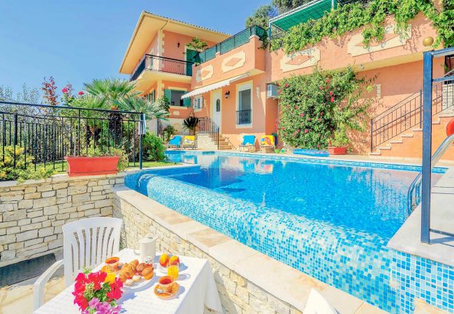 Villa in Vlachatika - Villa Eleni Kalami with private pool Villa in Vlachatika - Villa Eleni Kalami with private pool