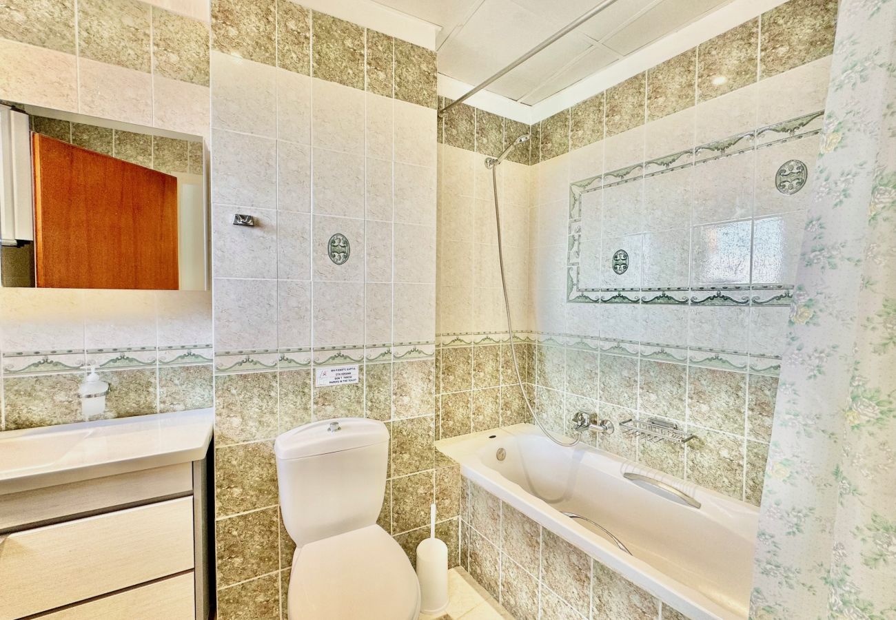 Villa in Vlachatika - Villa Eleni Kalami with private pool