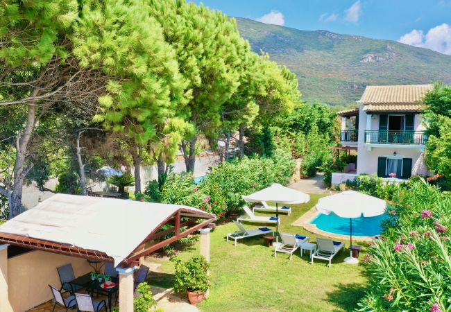 Villa in Chalikounas - Beachfront Villa Rania with private pool Villa in Chalikounas - Beachfront Villa Rania with private pool