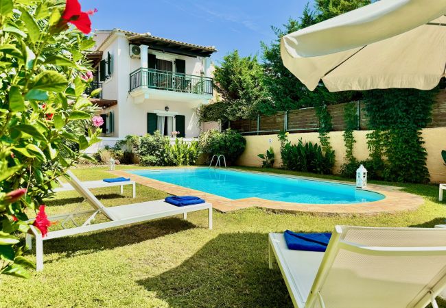 Villa in Chalikounas - Beachfront Villa Rania with private pool Villa in Chalikounas - Beachfront Villa Rania with private pool