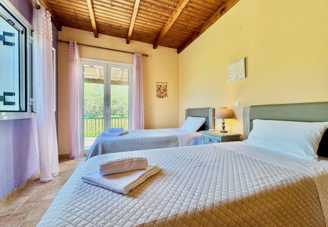 Villa in Chalikounas - Beachfront Villa Rania with private pool Villa in Chalikounas - Beachfront Villa Rania with private pool