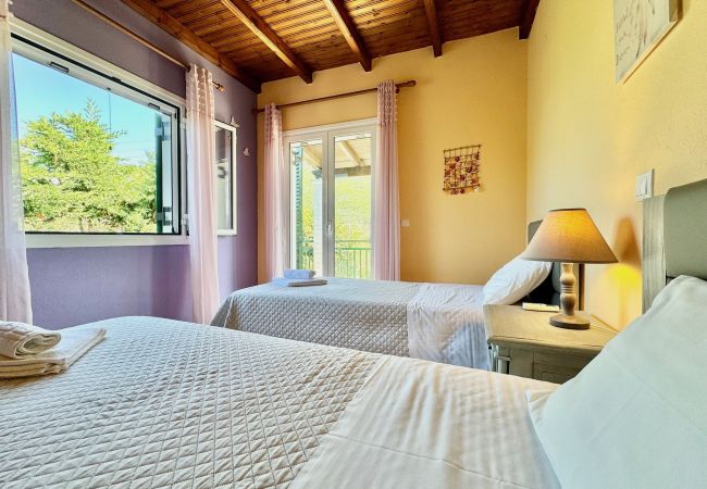 Villa in Chalikounas - Beachfront Villa Rania with private pool Villa in Chalikounas - Beachfront Villa Rania with private pool