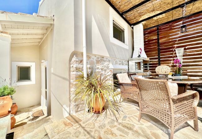 Villa in Vingla - Dimitris Luxury Cottage with private pool Villa in Vingla - Dimitris Luxury Cottage with private pool