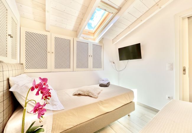 Villa in Vingla - Dimitris Luxury Cottage with private pool Villa in Vingla - Dimitris Luxury Cottage with private pool