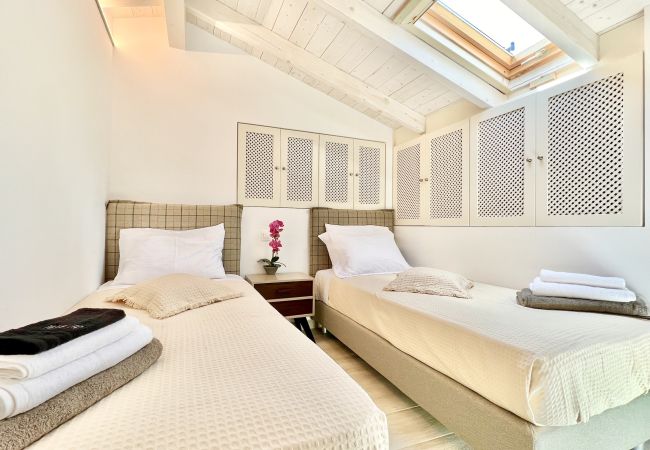 Villa in Vingla - Dimitris Luxury Cottage with private pool Villa in Vingla - Dimitris Luxury Cottage with private pool