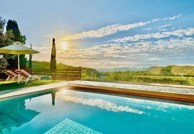 Villa in Arillas - Luxury Villa Makris with private heatable pool Villa in Arillas - Luxury Villa Makris with private heatable pool