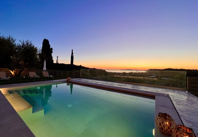 Villa in Arillas - Luxury Villa Makris with private heatable pool Villa in Arillas - Luxury Villa Makris with private heatable pool