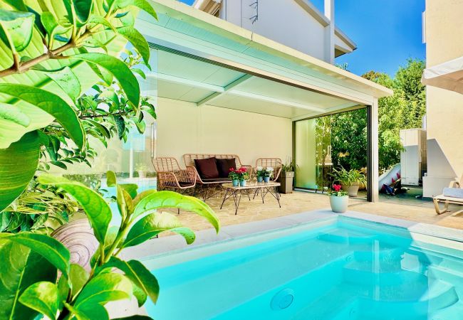 Villa in Corfu Town - Miranda Corfu City Villa with private pool Villa in Corfu Town - Miranda Corfu City Villa with private pool