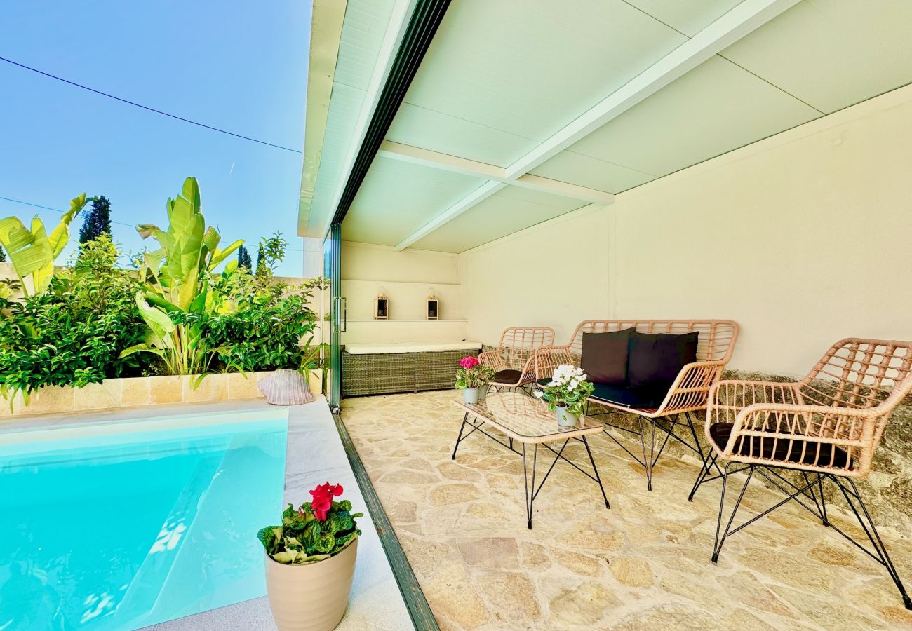 Villa in Corfu Town - Miranda Corfu City Villa with private pool