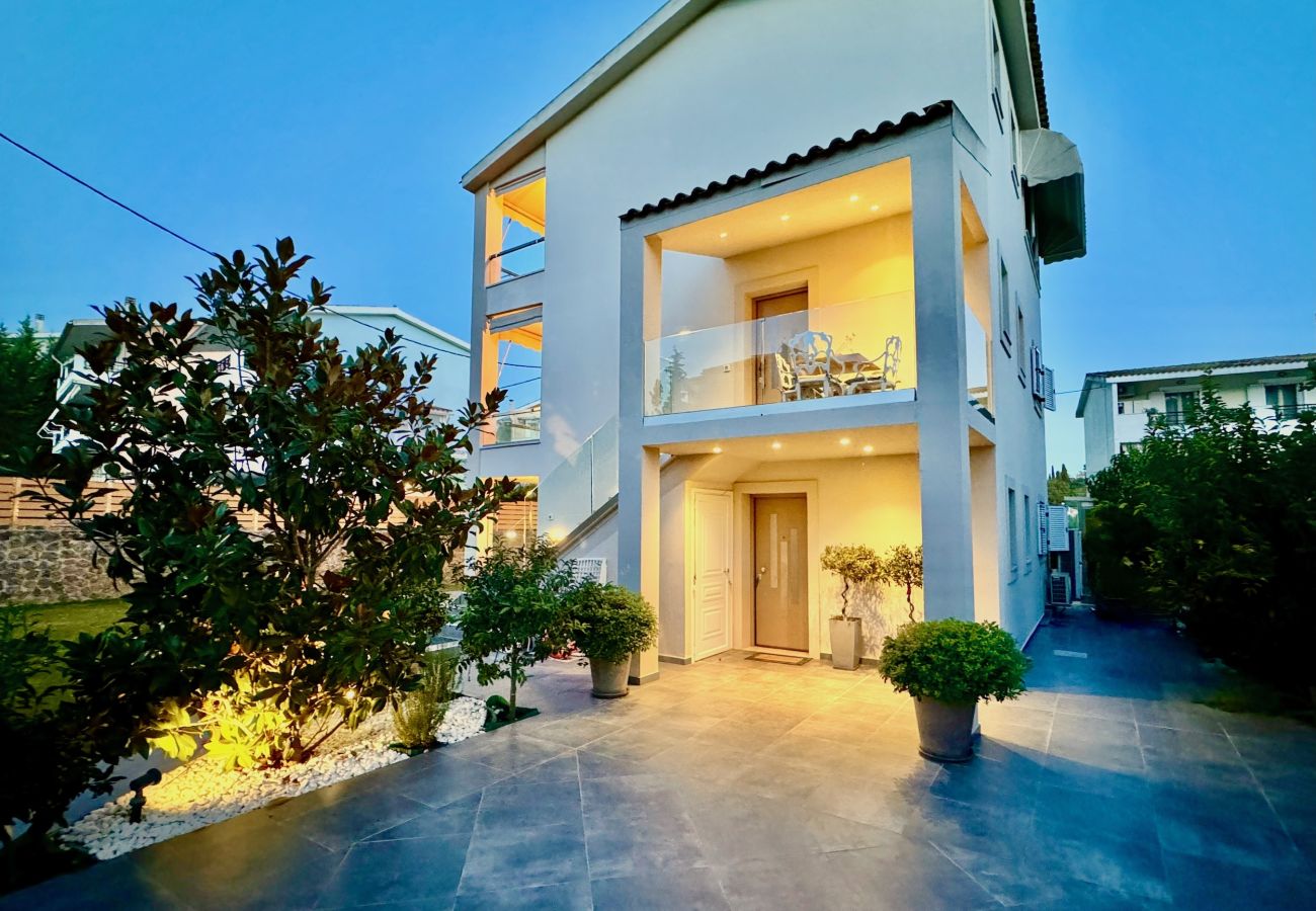 Villa in Corfu Town - Miranda Corfu City Villa with private pool