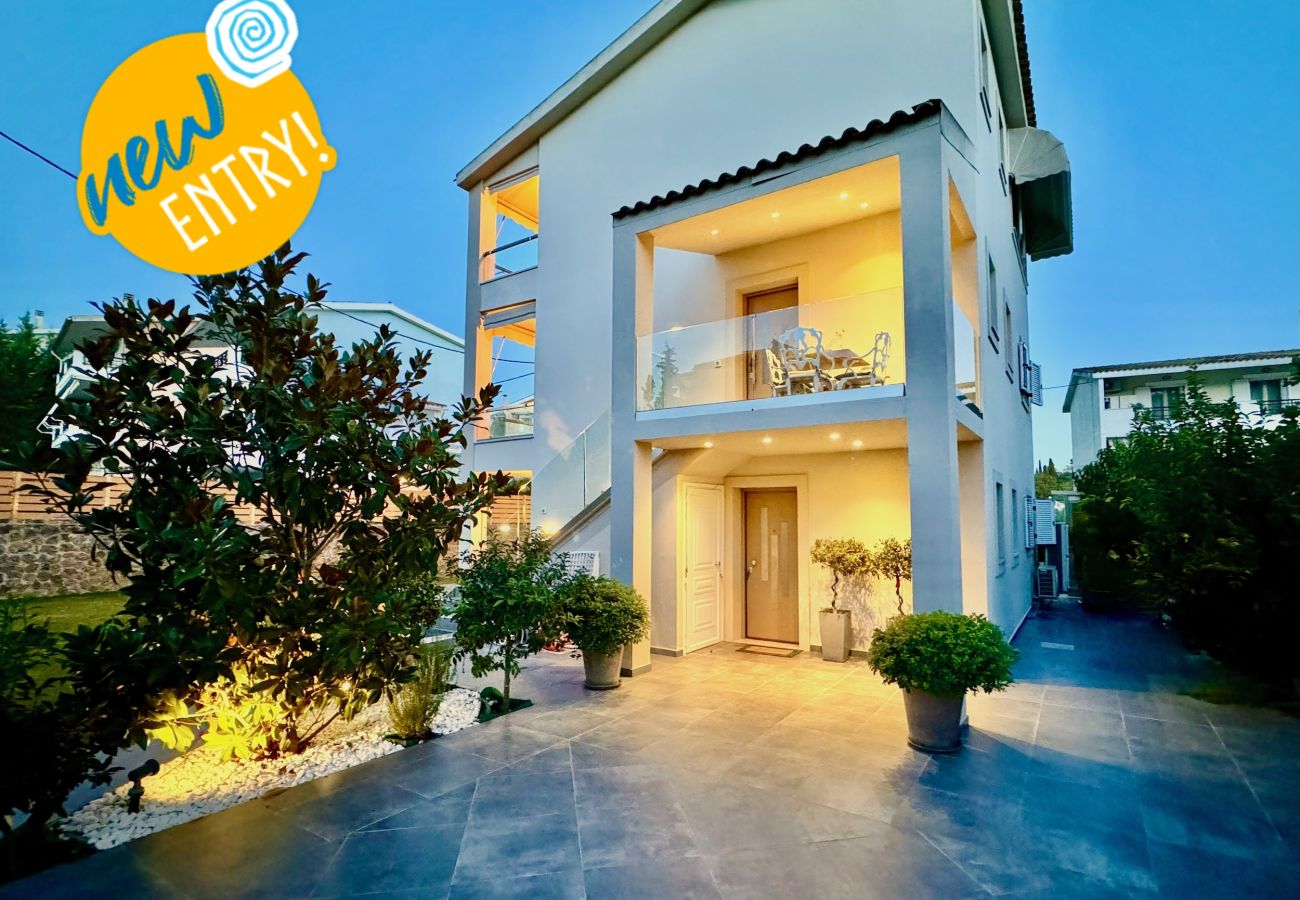 Villa in Corfu Town - Miranda Corfu City Villa with private pool