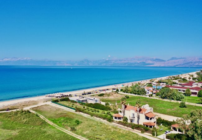 Villa in Acharavi - Beachfront Villa JustRelax with private pool Villa in Acharavi - Beachfront Villa JustRelax with private pool