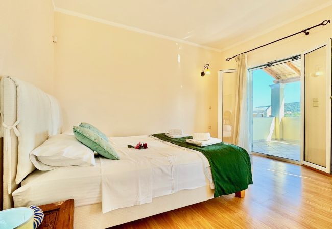 Villa in Acharavi - Beachfront Villa JustRelax with private pool Villa in Acharavi - Beachfront Villa JustRelax with private pool
