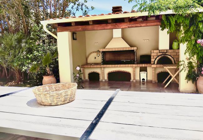 Villa in Acharavi - Beachfront Villa JustRelax with private pool Villa in Acharavi - Beachfront Villa JustRelax with private pool