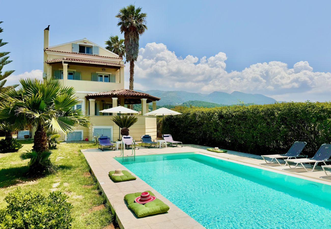 Villa in Acharavi - Beachfront Villa JustRelax with private pool