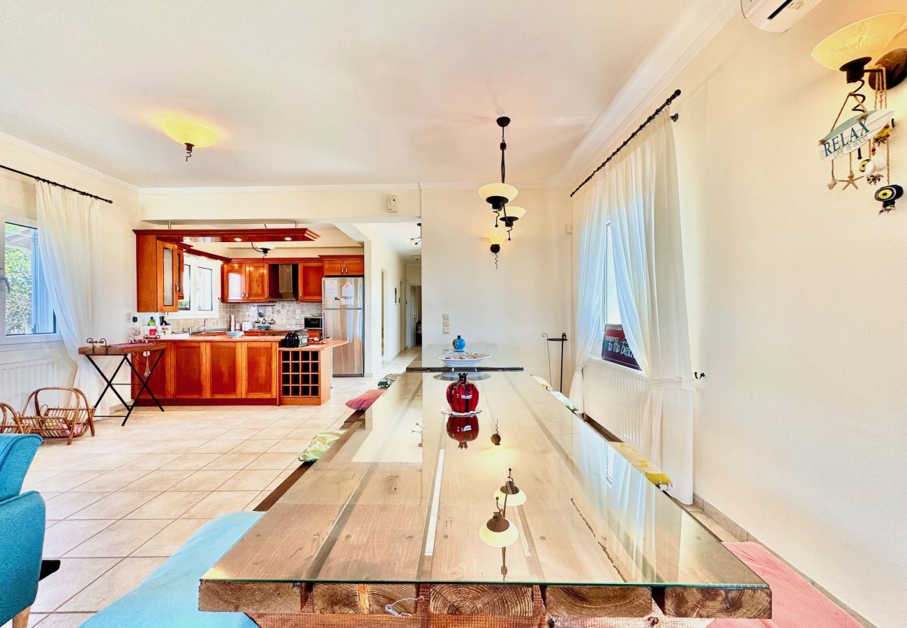 Villa in Acharavi - Beachfront Villa JustRelax with private pool