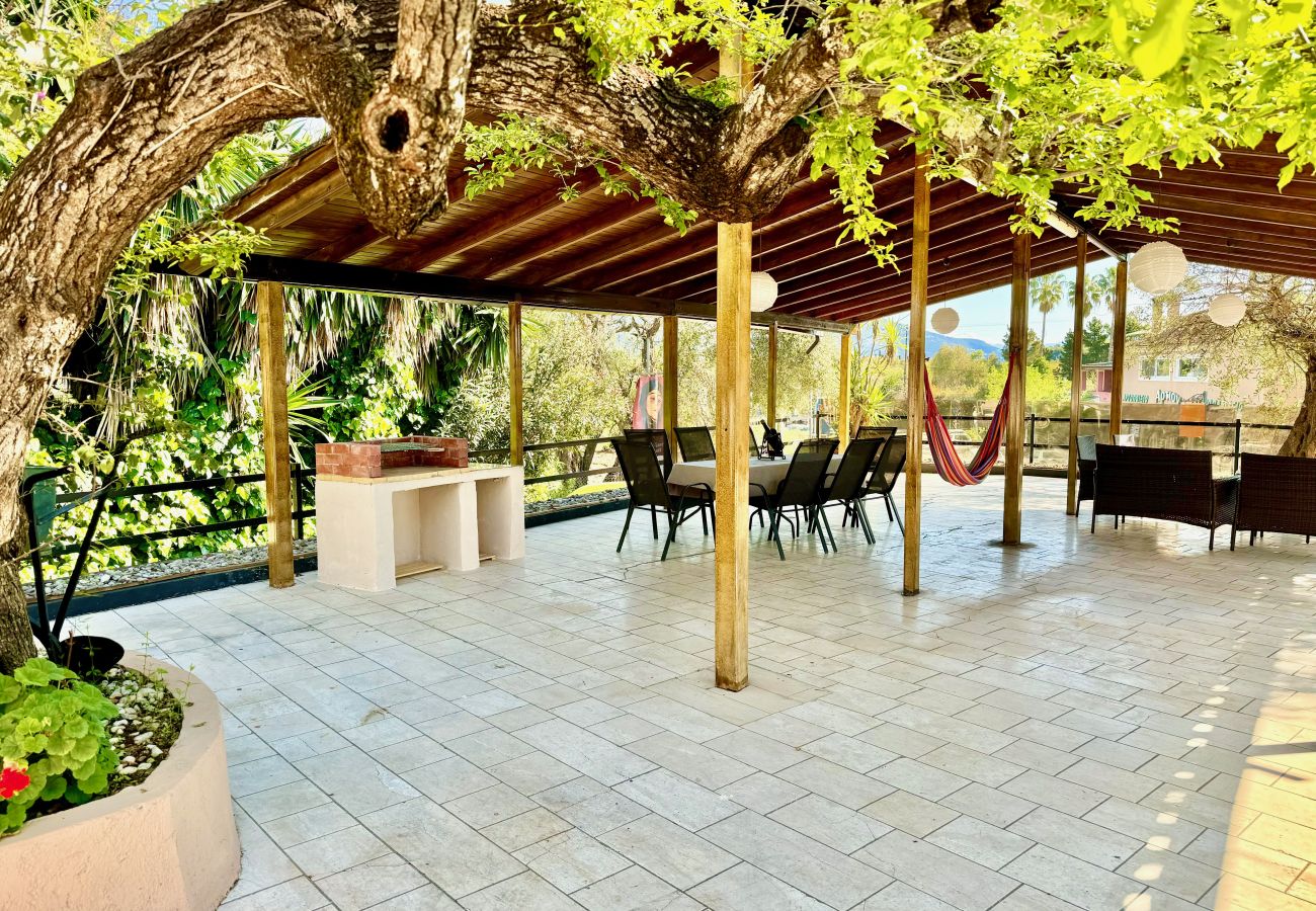 Villa in Dassia - Villa Sophia Central with private plunge pool