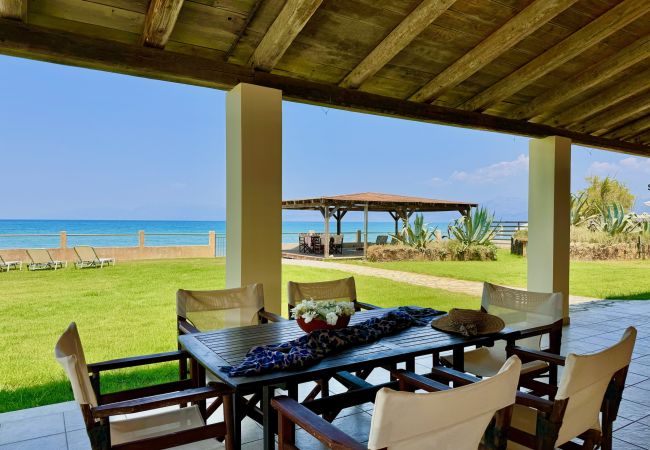 Villa in Acharavi - Beachfront Villa Calypso with private pool Villa in Acharavi - Beachfront Villa Calypso with private pool