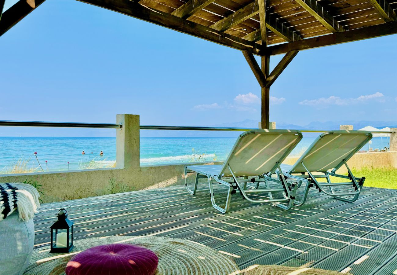 Villa in Acharavi - Beachfront Villa Calypso with private pool