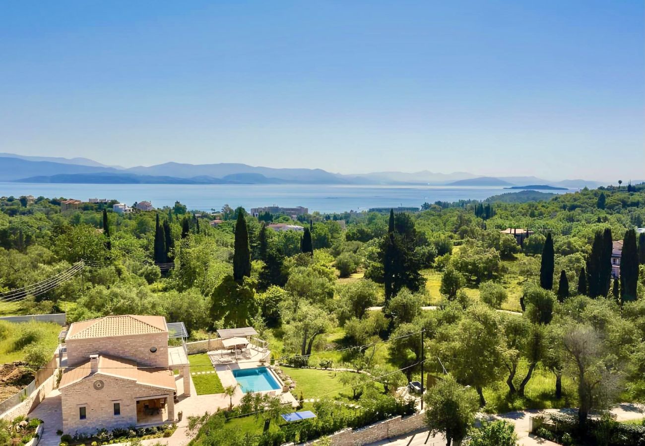 Villa in Dassia - Luxury Villa Mateo with private pool