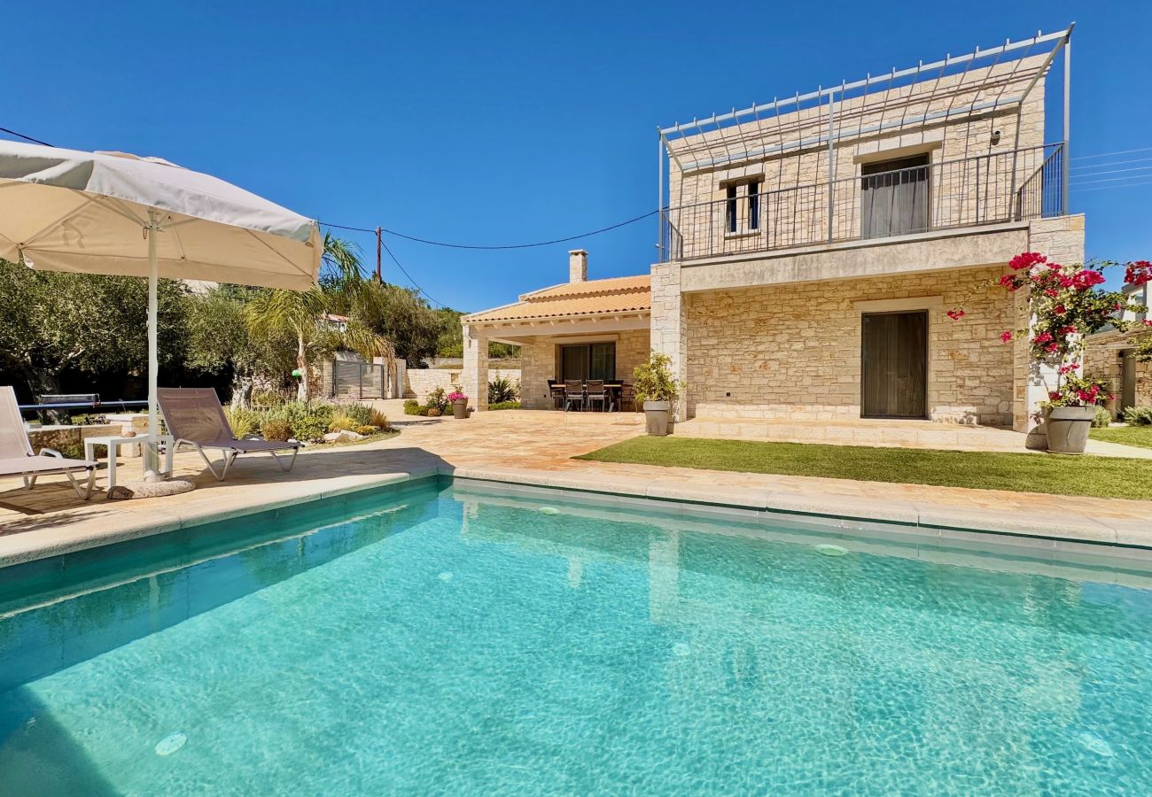 Villa in Dassia - Luxury Villa Mateo with private pool