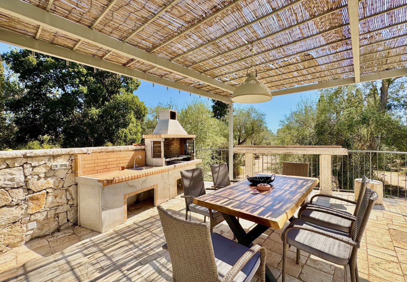 Villa in Dassia - Luxury Villa Mateo with private pool