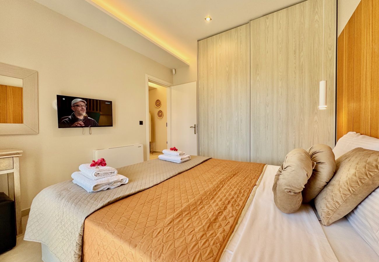 Villa in Dassia - Luxury Villa Mateo with private pool