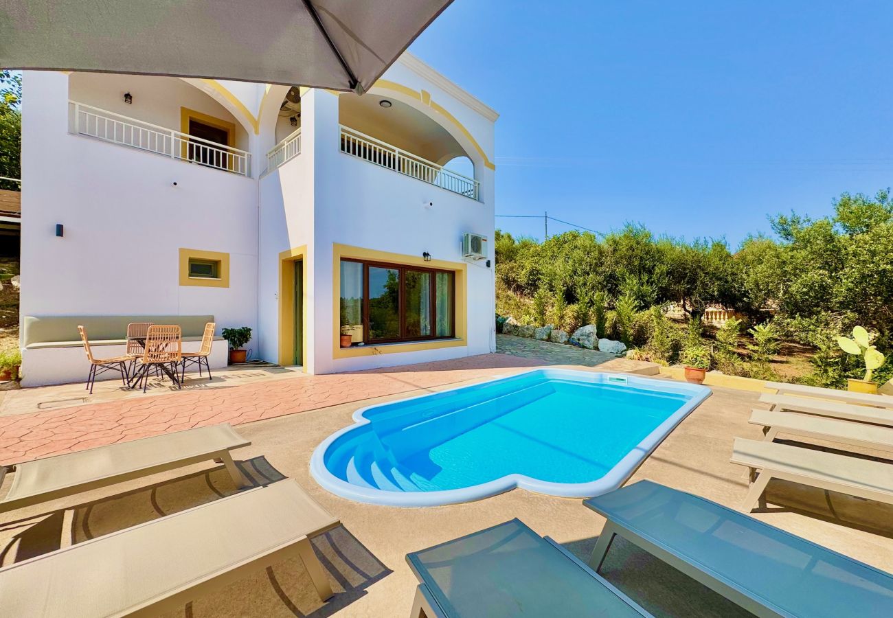 Villa in Afionas - Villa Anafoufou Afionas with private heatable pool